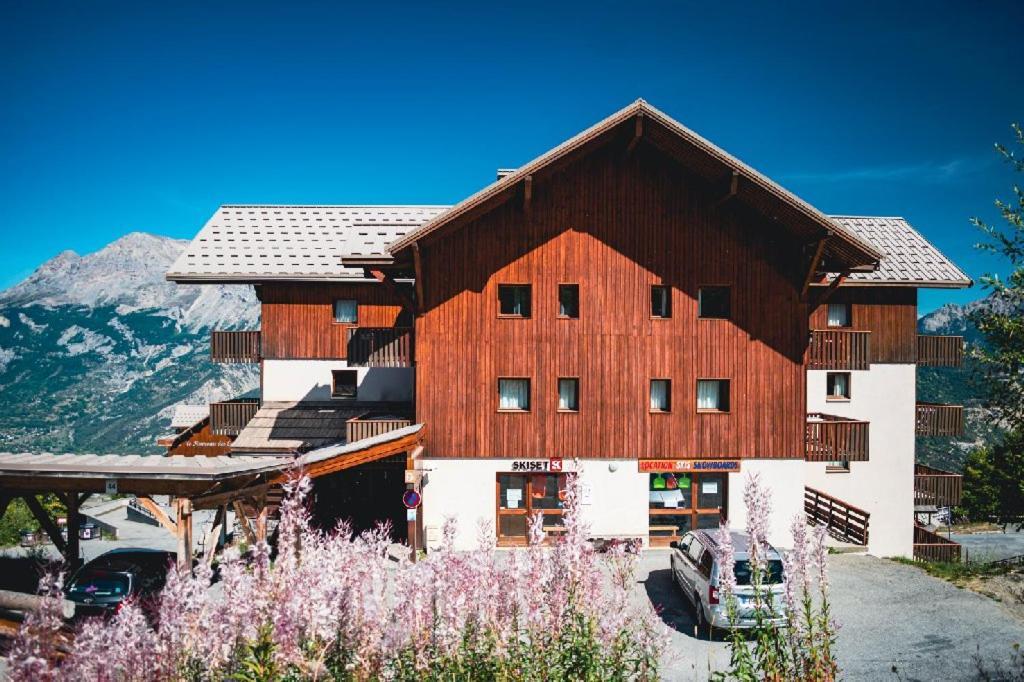 Aparthotel Les Gentianes By Actisource Puy-Saint-Vincent Exterior foto